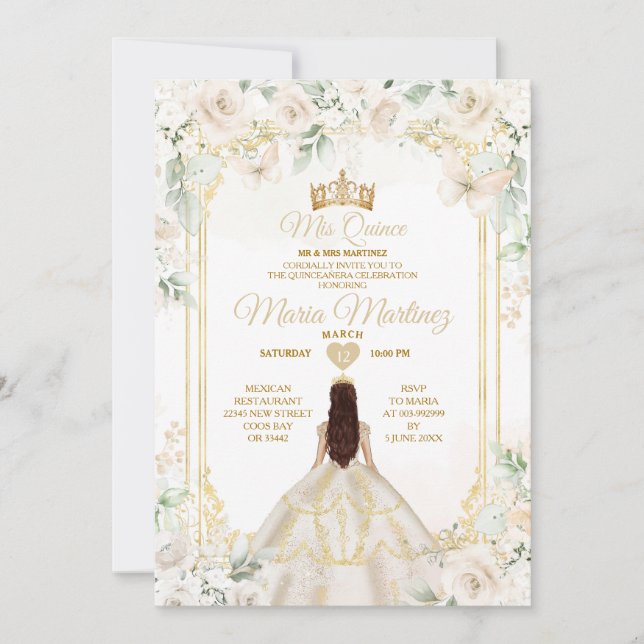 Mis Quince Ivory White Floral Princess Birthday Einladung (Vorderseite)