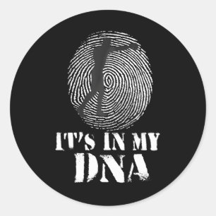 Mischen von Kampfkünsten in meiner DNA Runder Aufkleber