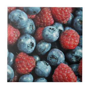 Mischentwurf der beeren (Blaubeeren und Himbeeren) Fliese