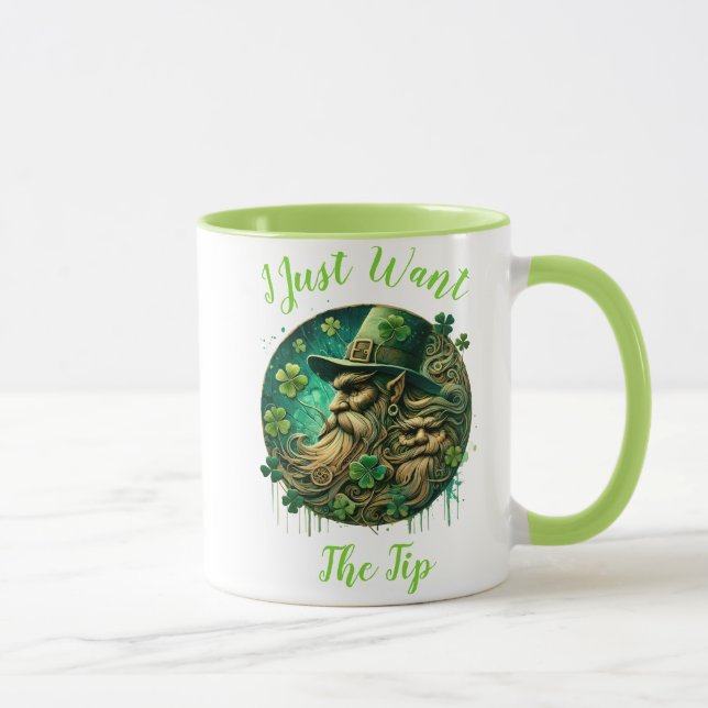 Mischous Leprechaun Savoring a Pint Tasse (Rechts)