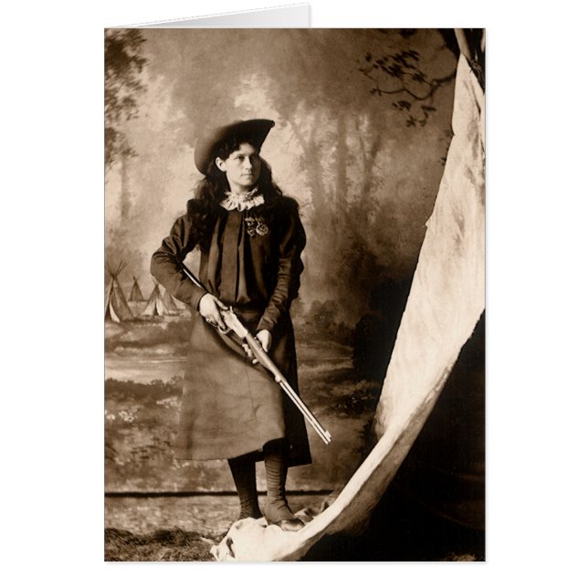 Miss Annie Oakley avec pistolet, Portrait photo Vi (Devant)