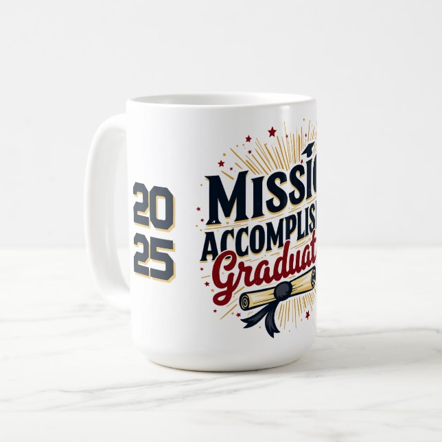 Mission Erfüllte Tasse Graduate 2025 (Vorderseite Links)