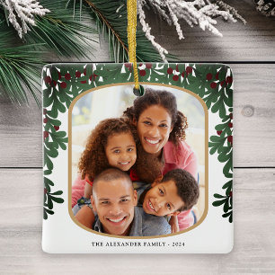 Mistletoe Foliage Rounded Frame 2 Fotos Weihnachte Keramikornament