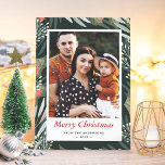 Mistletoe Winter Foliage Frohe Weihnachten 2 Foto<br><div class="desc">Senden Sie Ihre Grüße der Saison mit dieser "Winter Greenery Mistletoe Merry Christmas Foto Holiday Card". (1) Für weitere Anpassungen klicken Sie bitte auf den Link "Weiter anpassen" und verwenden Sie unser Designwerkzeug, um diese Vorlage zu ändern. (2) Wenn Sie Thicker-Papiere / Matte Finish bevorzugen, können Sie den Matte Paper...</div>