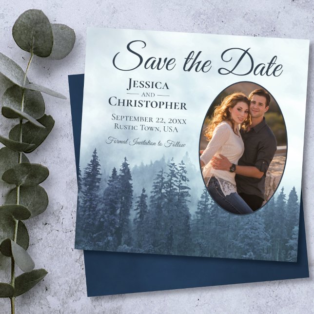 Misty Blue Mountains Rustikales Oval Foto Hochzeit Save The Date (Von Creator hochgeladen)