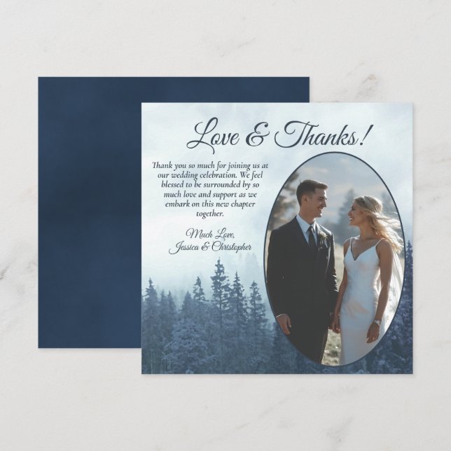 Misty Blue Pine Trees Rustic Wedding Oval Foto Dankeskarte (Vorne/Hinten)