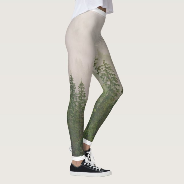 Misty Foggy Forest Trees Leggings (Rechts)