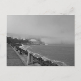 Misty Golden Gate Bridge I Postkarte