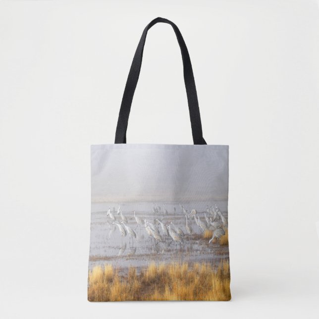 Misty Sandhill Cranes Tasche (Vorderseite)
