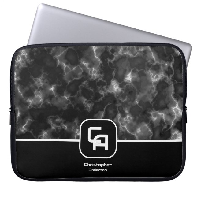 Misty Smoke Monogram Schwarz-weiß Laptopschutzhülle (Vorderseite)