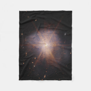 Mit 220 leuchtet der Nachthimmel Fleecedecke