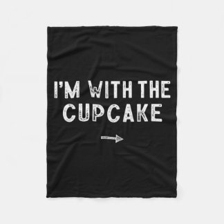 Mit dem Cupcake-Kostüm passend zum faulen Hallowee Fleecedecke