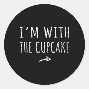 Mit dem Cupcake passenden faulen Halloween-Kostüm Runder Aufkleber