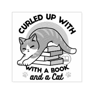 Mit einem Buch und einer Katze aufgerollt - Gemütl Permastempel