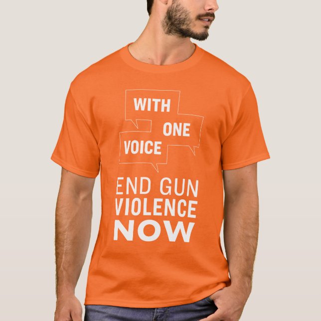 Mit einem Voice-T - Shirt (Vorderseite)