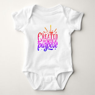 Mit einem Zweck erstellt Baby Strampler