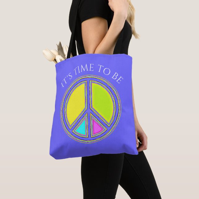 Mit Farben ausgefülltes FRIEDENSzeichen 1 Tasche (Von Nahem)