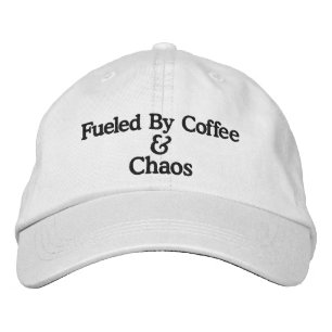 Mit Kaffee und Chaos gespeist Bestickte Baseballkappe