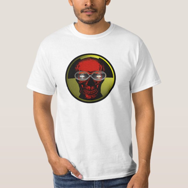 Mit Kernwaffen angegriffen T-Shirt (Vorderseite)