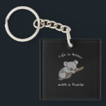 Mit Koala ist das Leben besser Schlüsselanhänger<br><div class="desc">Niedlich koala Design, dass lautet: Das Leben ist besser mit einem Koala für Männer, Frauen und Kinder, die koalas Liebe.</div>