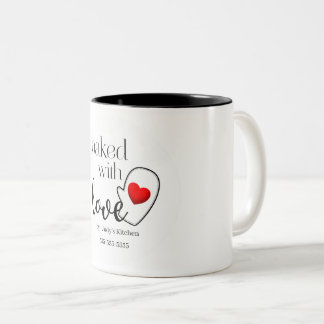 Mit Liebe gebacken Zweifarbige Tasse