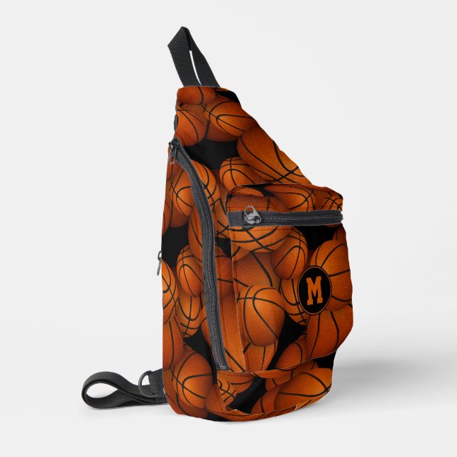 Mit Monogramm Basketballmuster Crossbody Bag (Linke Seite)