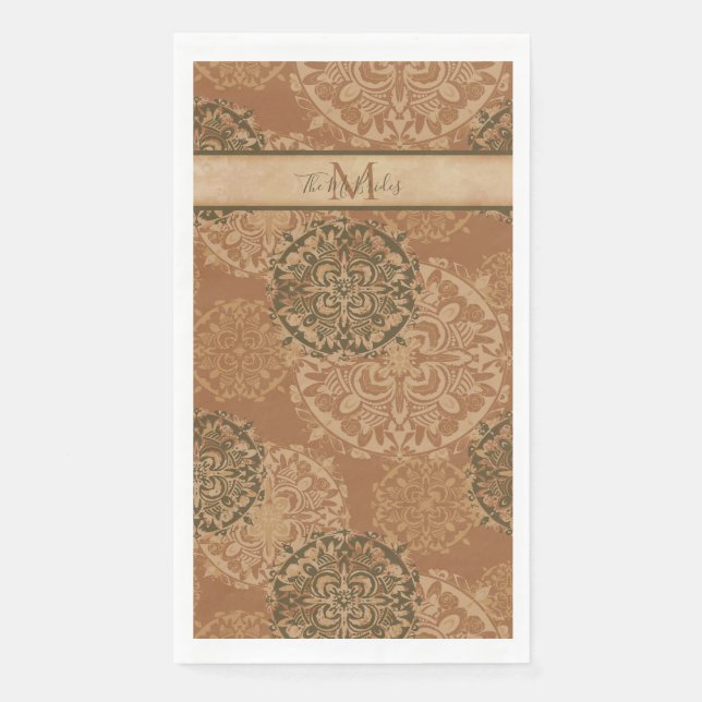 Mit Monogramm Boho Dark Rust Mandalas Serviette (Vorderseite)
