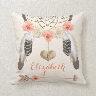Mit Monogramm Coral und Gold Boho Dreamcatcher Kissen