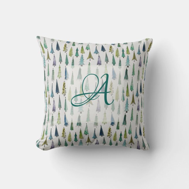 Mit Monogramm Dekor im Winterwald Pine Trees Muste Kissen (Vorderseite)