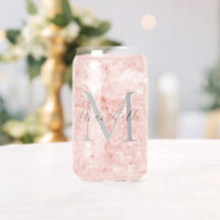 Mit Monogramm, elegante Schrift