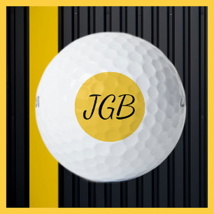 Mit Monogramm Gelbes Gold oder Farbhintergrund aus Golfball