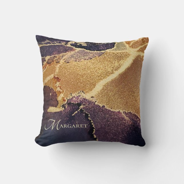 Mit Monogramm Goldtean Lila künstlerisches Kissen (Vorderseite)