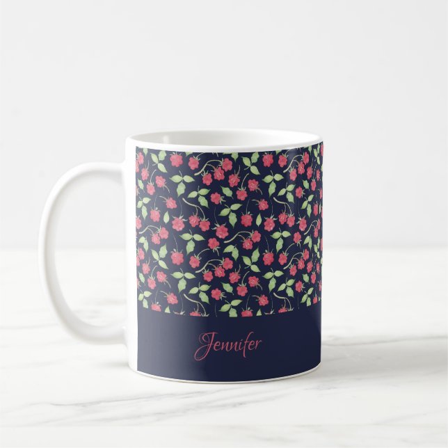 Mit Monogramm | Himbeere Blume Blauer Blütenstaub Kaffeetasse (Links)