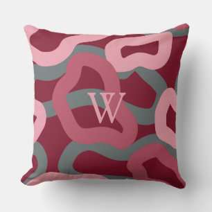 Mit Monogramm in Rot, Grau und Rosa Kissen