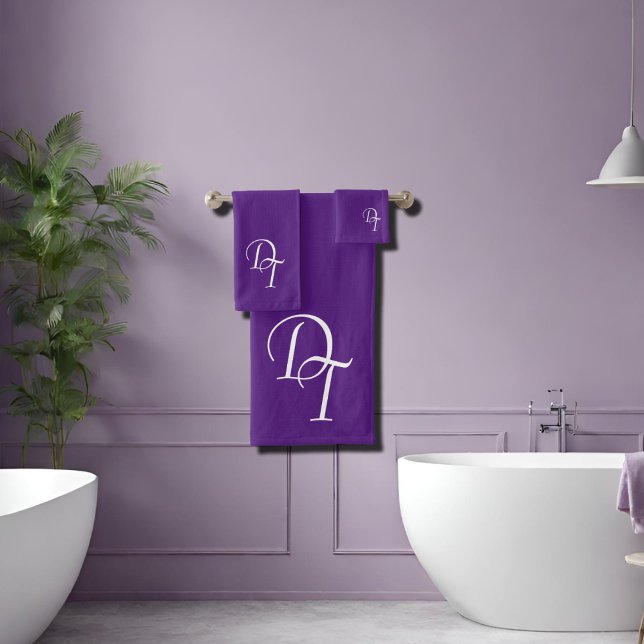 Mit Monogramm - königlich lila Badhandtuch Set (Von Creator hochgeladen)