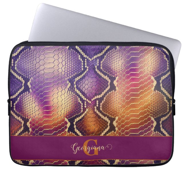Mit Monogramm Lila und goldene Schlangenhaut Laptopschutzhülle (Vorderseite)