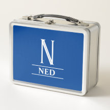 Mit Monogramm