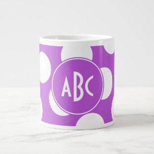 Mit Monogramm mittelorchid-weiße Polka-Dosen Jumbo-Tasse