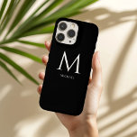 Mit Monogramm Modern minimal iPhone 16 Pro Max Hülle<br><div class="desc">Dieses iPhone 16 Gehäuse bietet eine perfekte Balance von Stil und Funktionalität mit seinem einfachen, modernen Design. Das Kernstück ist ein minimalistisches Monogramm mit klaren Linien und einem kühlen, zeitgenössischen Schriftart. Unter dem Monogramm wird Ihr Vorname elegant dargestellt, was der Ästhetik eine persönliche und dennoch subtile Touch verleiht. Der Fall...</div>