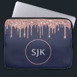 Mit Monogramm Navy Blue Rose Gold Glitzer Tropfen Laptopschutzhülle<br><div class="desc">Girly Blush Pink - Rose Gold und Navy Blue Imitats Glitzer Tropfen und Sparkle Elegant Mit Monogramm Initials Case. Dieser Fall kann so angepasst werden,  dass er Ihren Anfangs- und Vornamen enthält.</div>