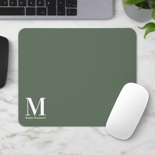 Mit Monogramm Sage Green Initial Name Electronics Mousepad (Von Creator hochgeladen)