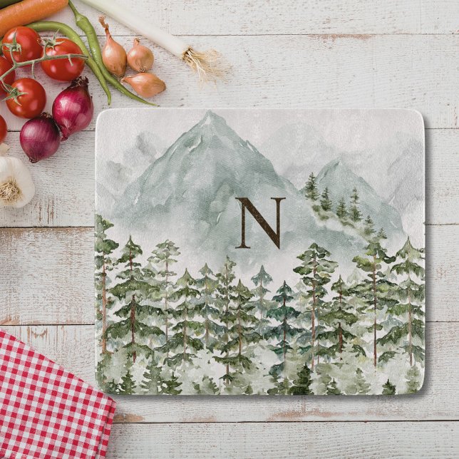 Mit Monogramm Wald und Gebirgslandschaft Wasserfar Schneidebrett (In situ)