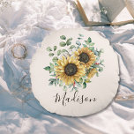 Mit Monogramm Wasserfarbe Vintag Rustikale Sonnenb Rundes Kissen<br><div class="desc">Mit unserem Mit Monogramm Watercolor Vintagen Sonnenblumenrundkissen verleihen Sie Ihrem Kind Vintagen Charme! Personalisieren Sie es für eine einzigartige Touch.</div>