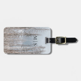 Mit Monogramm Winterbäume auf hellblauem Himmel Gepäckanhänger