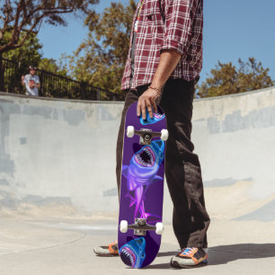 Mit Sharks Skateboard