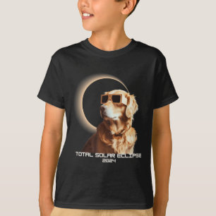 Mit totaler Sonnenfinsternis Golden Retriever T-Shirt