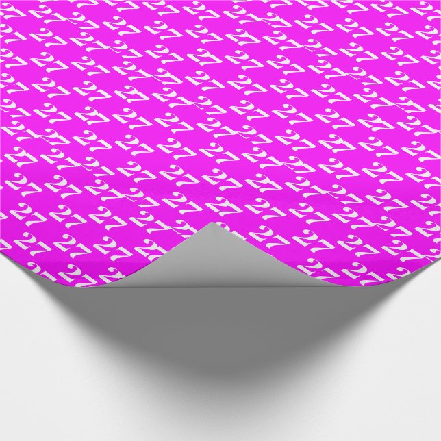 Mit w/Initial, White Letter, Number magenta anpass Geschenkpapier (Ecke)