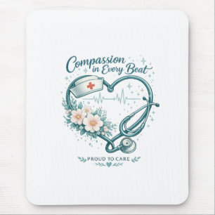 Mitgefühl in jedem Schlag - Nurse Heart Design Mousepad