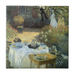 Mittagessen von Claude Monet, Vintager Impressioni Fliese<br><div class="desc">Das Luncheon (1876) von Claude Monet ist ein Vintager Impressionismus, ein Kunstgemälde mit einem Picknick im Garten im Frühjahr und einem Nachmittagstee. Ein Kind spielt leise mit Spielzeug auf dem Boden. Über den Künstler: Claude Monet (1840-1926) war Gründer der französischen impressionistischen Malerei, wobei die meisten seiner Gemälde "en plein air"...</div>