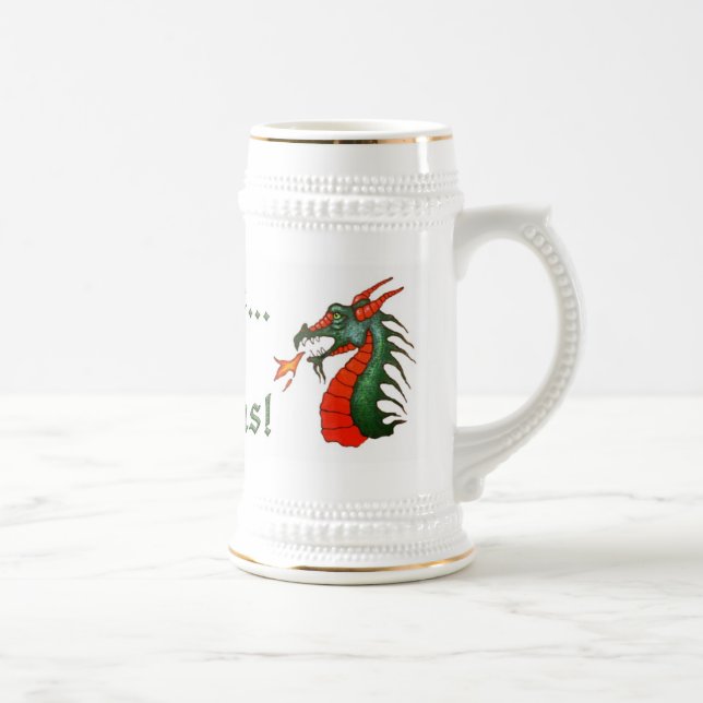 Mittelalterlich passen Sie von den Drachen auf Bierglas (Rechts)